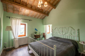 Ancient farmhouse in Senigallia near the beach and the historic center